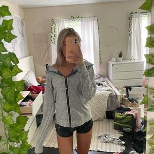 Lululemon hoodie full zip in heather grey